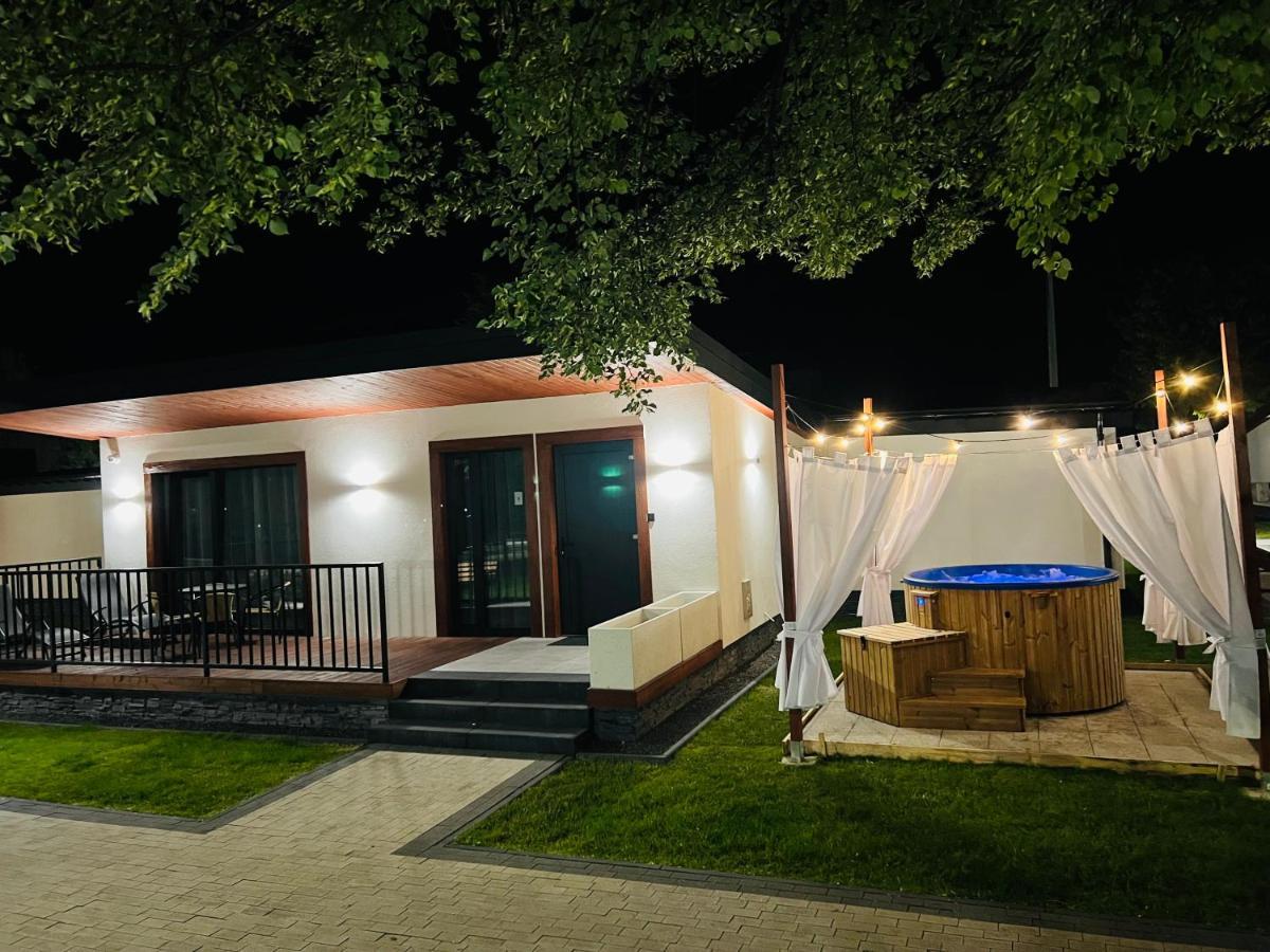 Wrzos Resort & Wellness **** Domki Caloroczne 벵기에르스카 구르카 외부 사진