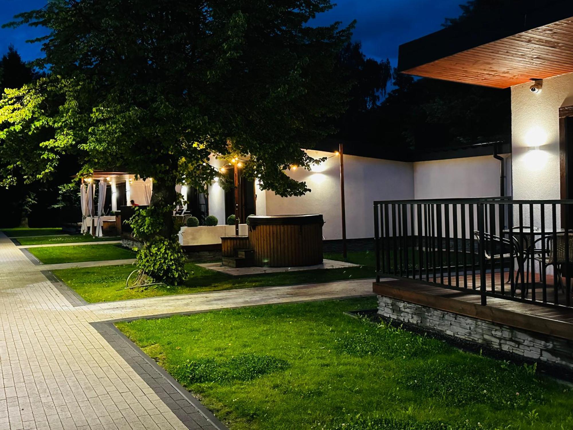 Wrzos Resort & Wellness **** Domki Caloroczne 벵기에르스카 구르카 외부 사진